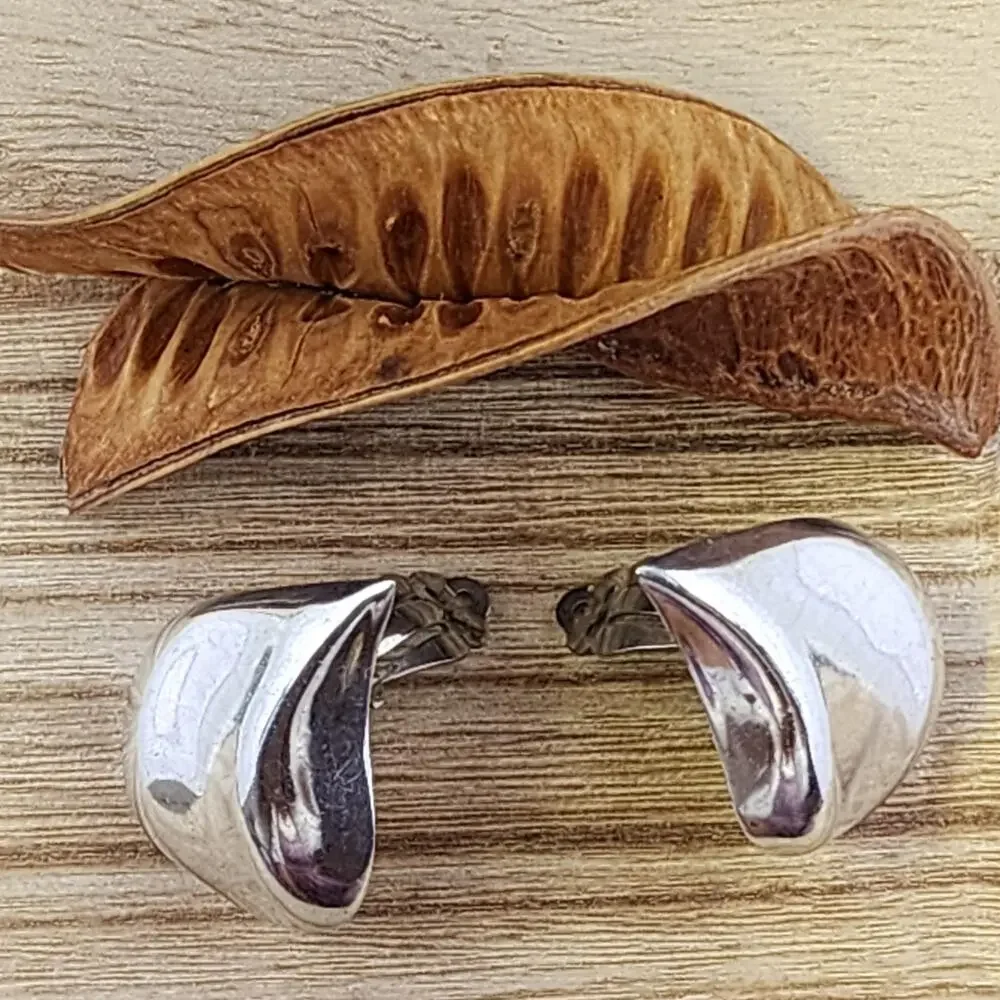 Vintage Taxco Sterling Modernist Clip-on earrings